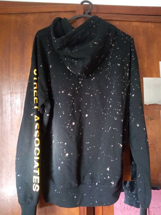 Sweatshirt com capuz