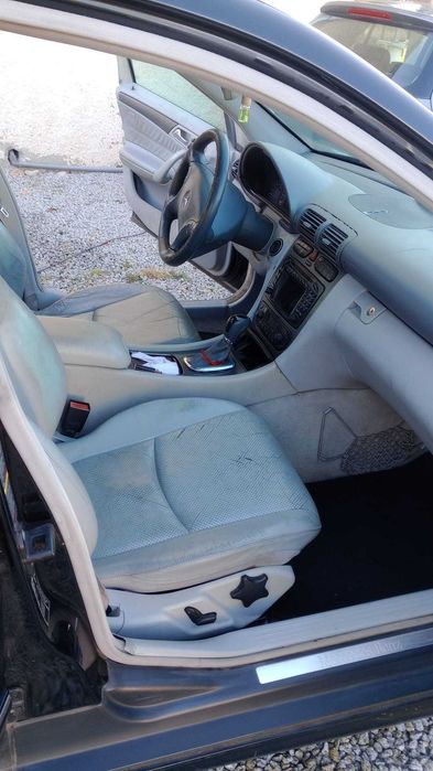 Mercedes c270 CDI de 2003 foto 2