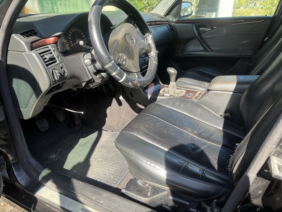 Mercedes E220 cdi