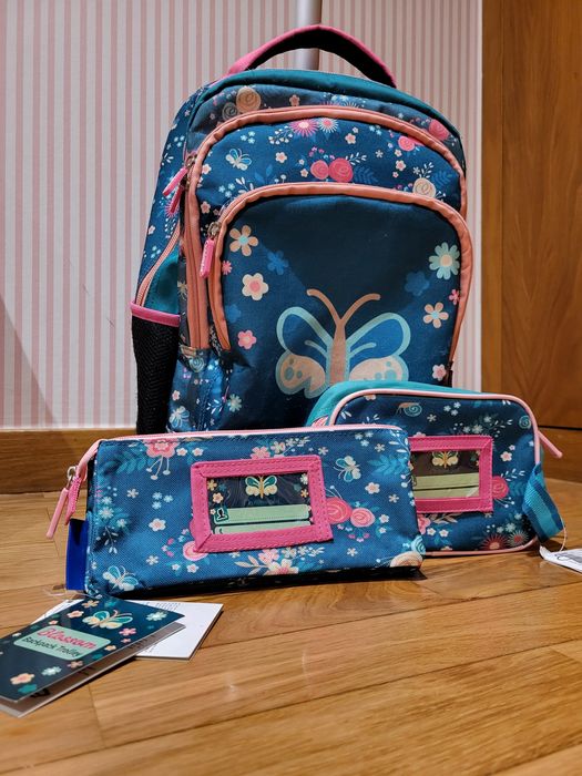 Conjunto Mochila/Trolley escolar, estojo e lancheira