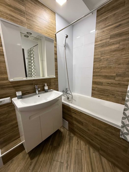 Продам 1 кімнатну квартиру 34 Перлина вул Басейна - Більше