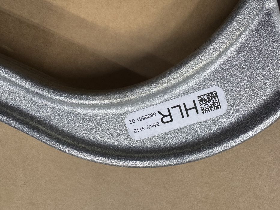 Важіль верхний BMW I7 g70