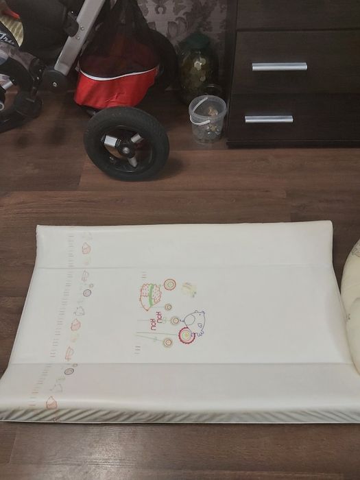 Продам детский пелинальный матрас