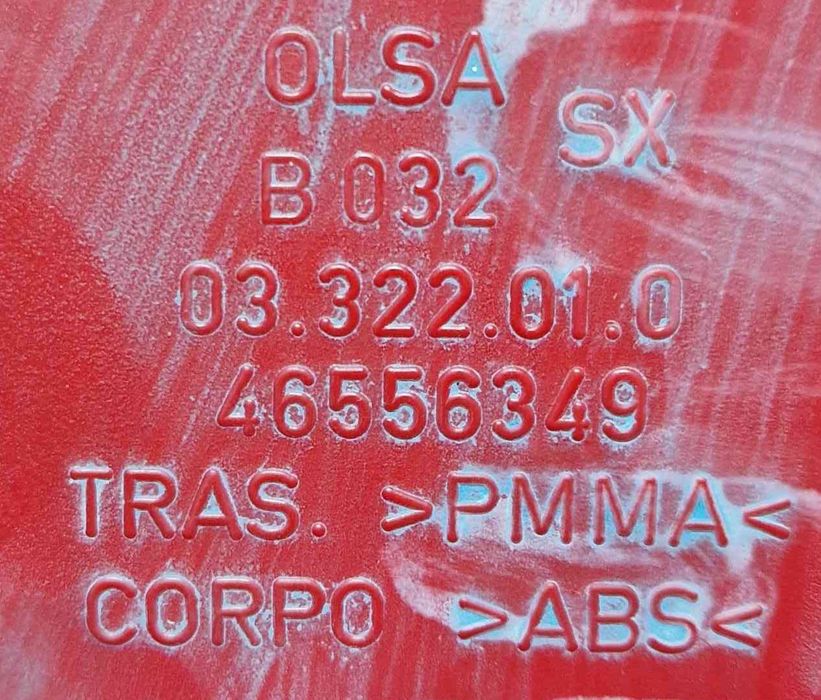 Farolim da Mala Direito 46556349 - ALFA ROMEO 147