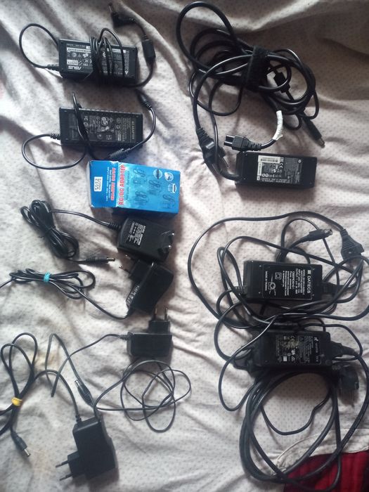 Блоки питания разные.