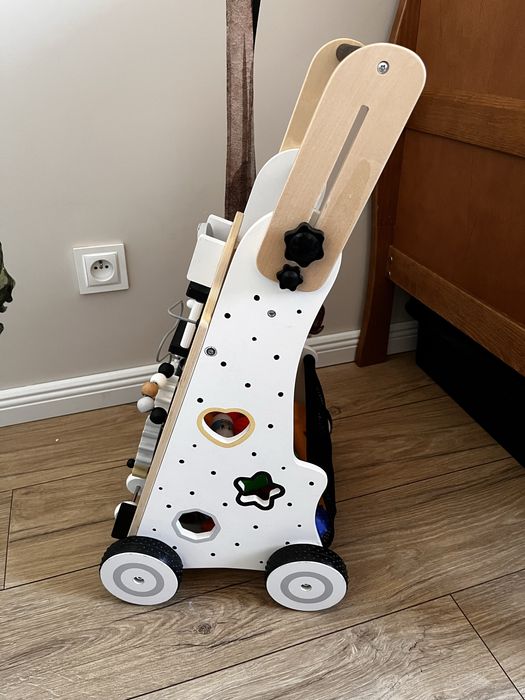 Drewniany chodzik pchacz Kiddy Moon