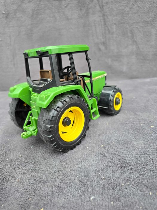 Bruder john deere 6400