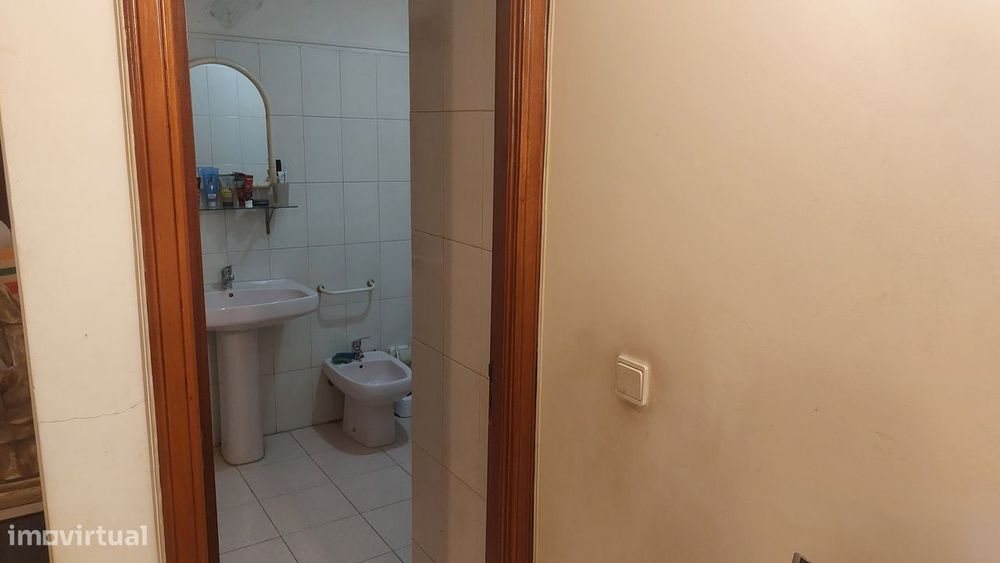 T4 com Garagem Box e Varandas | Zona Premium de Braga