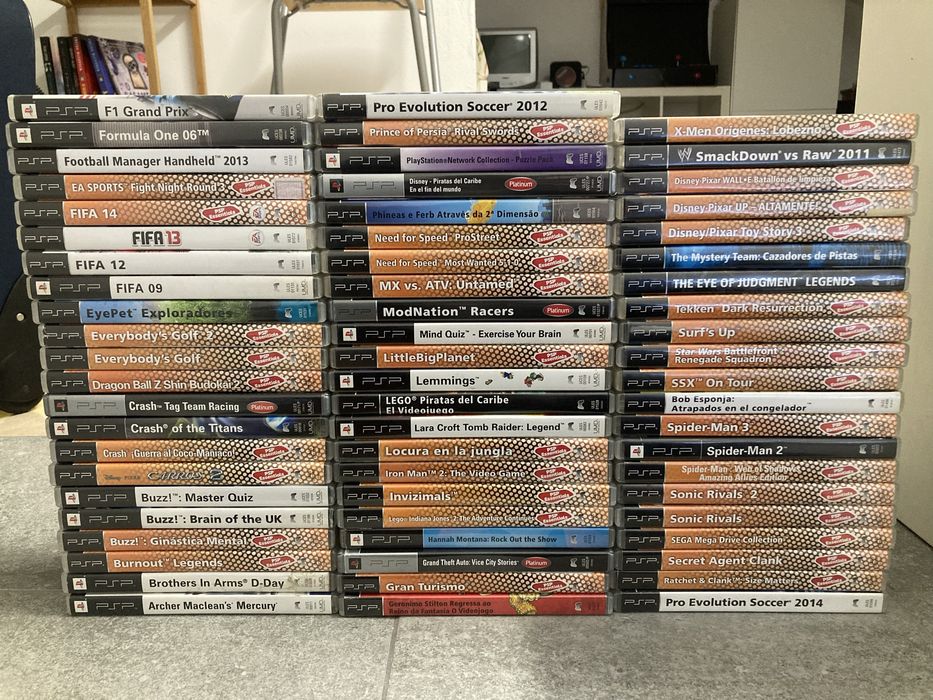 Conjunto de 65 Jogos PSP