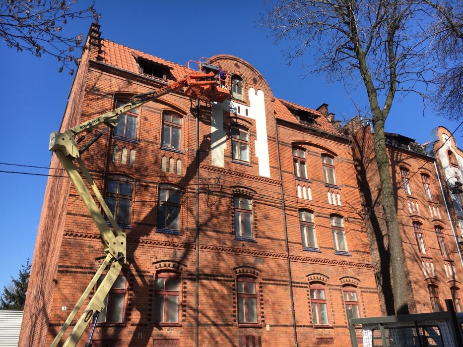 Piaskowanie i Sodowanie cegły klinkieru piaskowca elewacji ceglanej