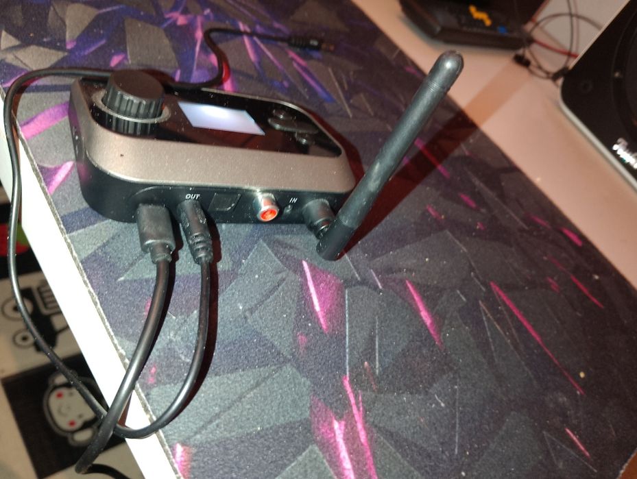 TX  Transmit bt optyczne wejście