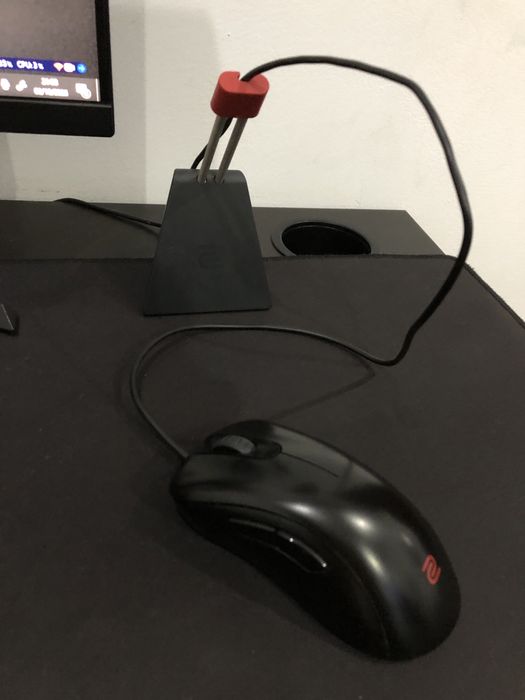 Rato Gaming ZOWIE EC2-B + Tapete HyperX + Dongle