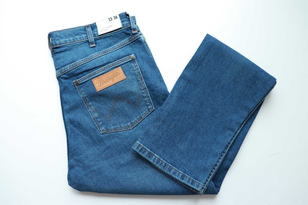 WRANGLER LARSTON 812 W33 L36 męskie spodnie jeansy slim tapered nowe