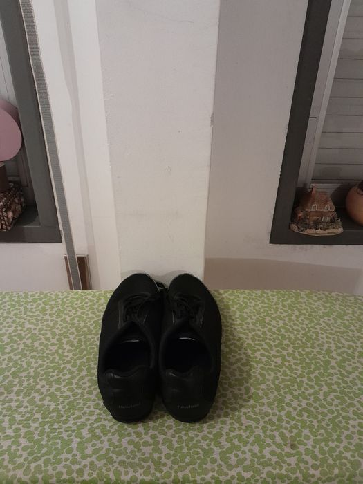 Vendo Sapatilhas de Senhora DECATHLON muito bonitas como novas