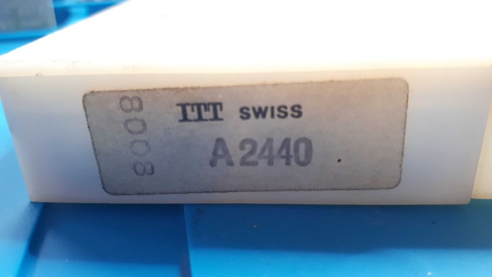 Relés ITT A2440 48V