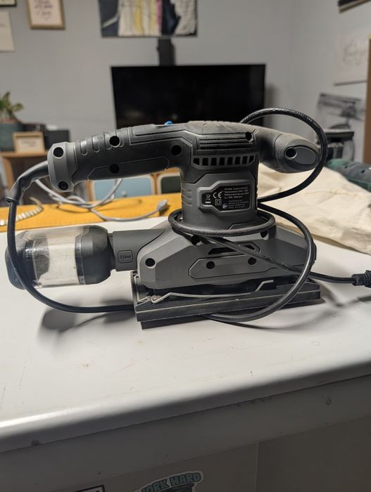 Lixadeira Vibratória FSS 260N 260W | Com depósito de pó | Bom estado
