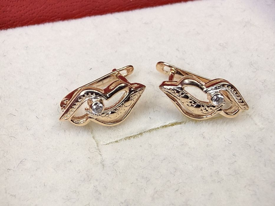 Золоті сережки 585 проби розпродаж