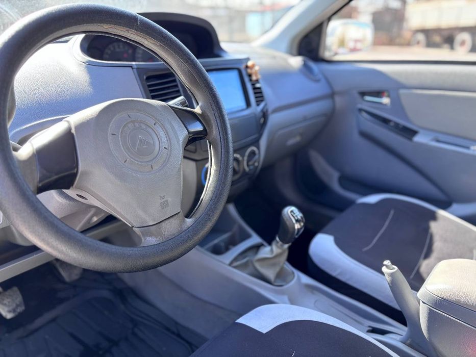 Geely MK 2 2012  150 тыс.км  кондиционер гур