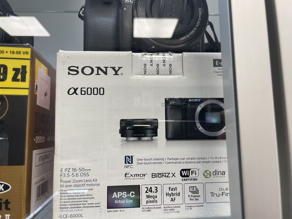 Aparat Sony Alpha 6000 + Obiektyw Sigma 16MM + Akcesoria/GW/Wys!