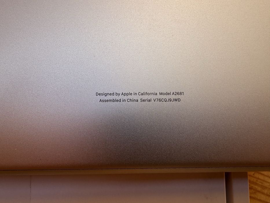 Apple MacBook Air 13 M2 Starlight стан нового