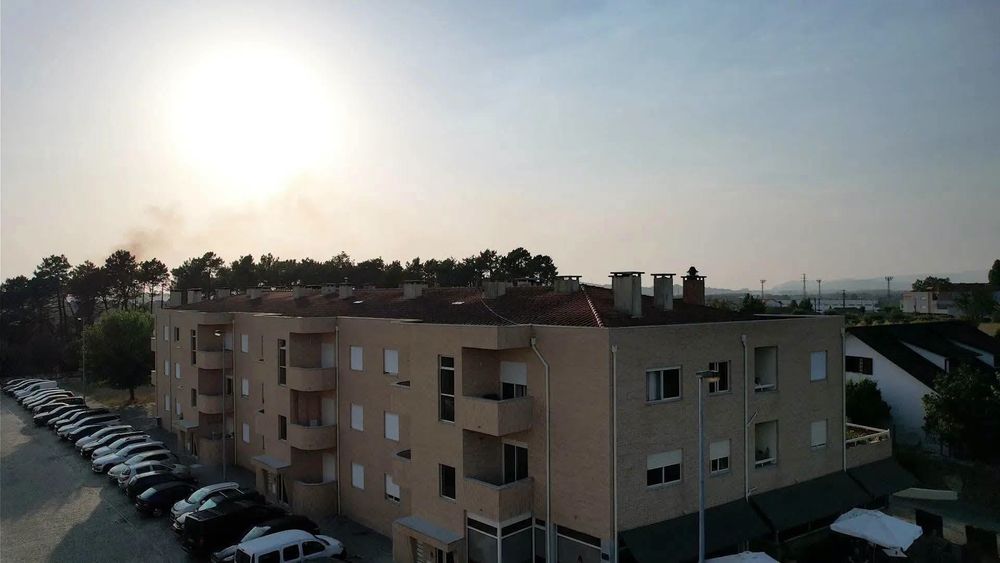 Apartamento T3 com Garagem Fechada e Vista Desafogada – Forjães