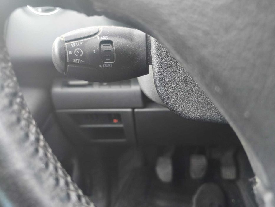 Peugeot 3008 1.6 HDI BUSINESS LIN