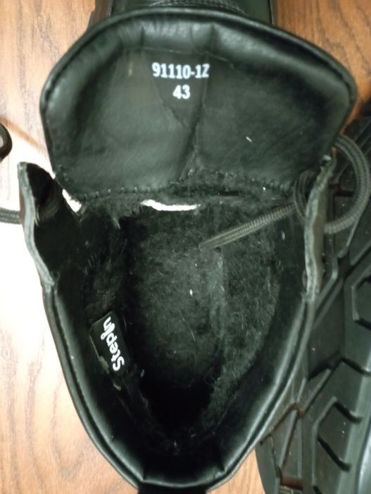 Кросівки чоловічі зимові