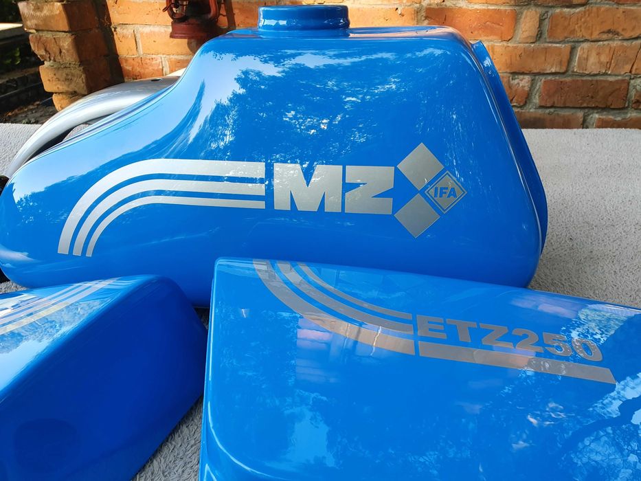 Mz Etz 250 części zbiornik boczki błotnik bak shl wsk awo romet junak