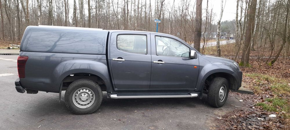 ISUZU  D max   Automat 4x4