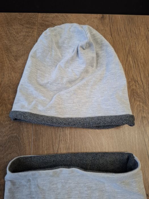 2 zestawy czapki komin