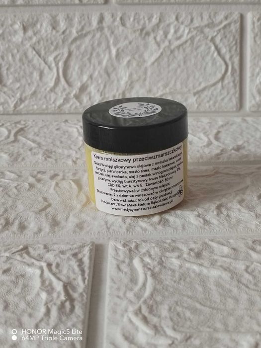 Krem mniszkowy przeciwzmarszczkowy