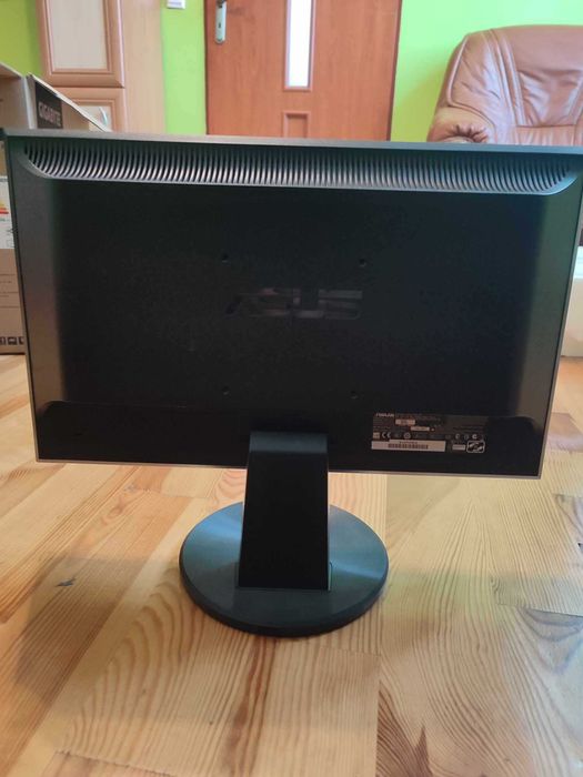 Monitor Asus VW197 18,5" 1366x768 LED