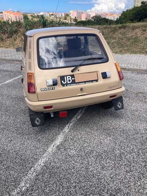 Renault 5 Laureate