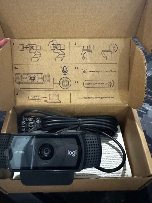 Logitech c920 como nova nunca usada.