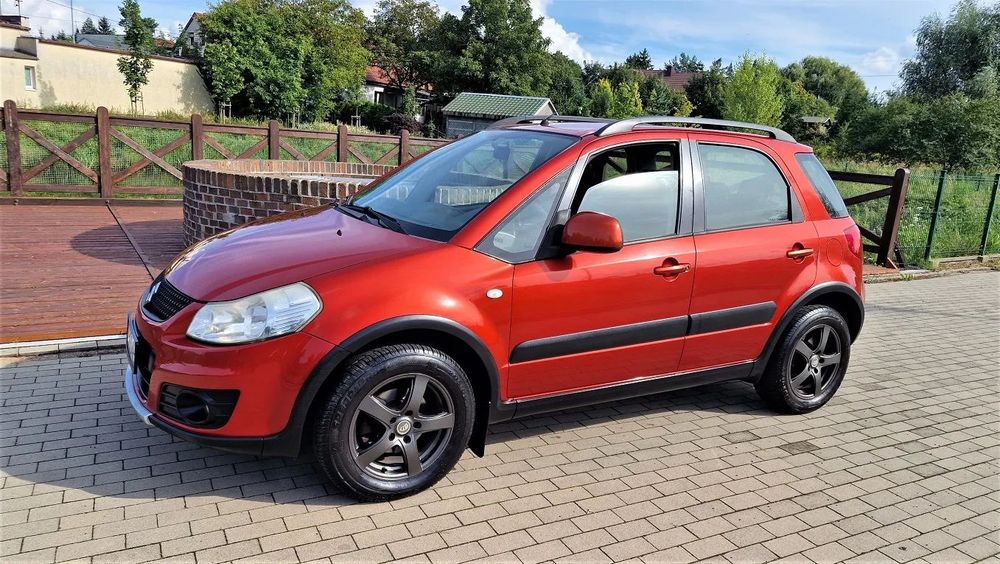 Suzuki SX4 LIFT 1.6 Benzyna 4x4 Keyless Go Podgrz.Fotele Hak Alu