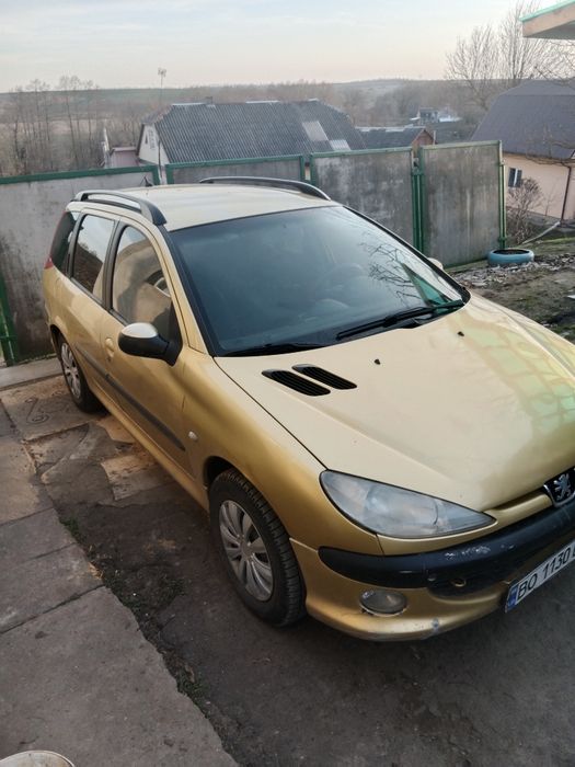 Пежо 206 універсал газ-бензін