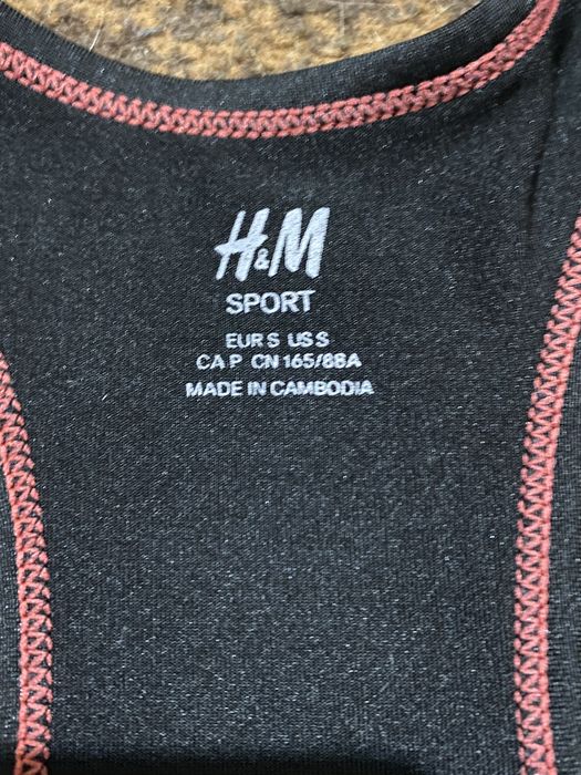 Жіноча спортивна майка