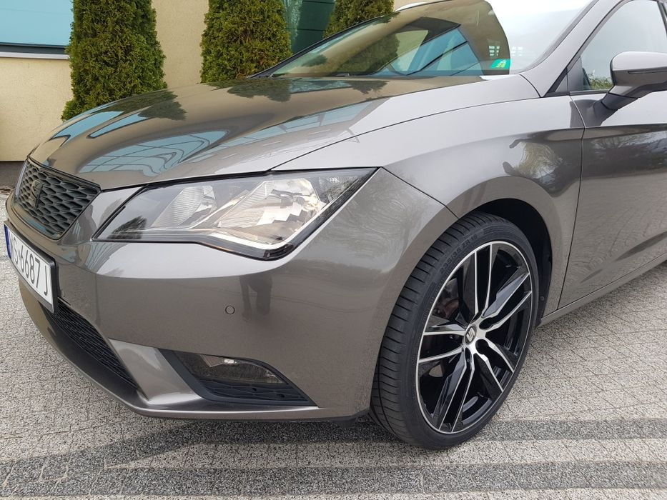 SEAT LEON 2015 niski przebieg
