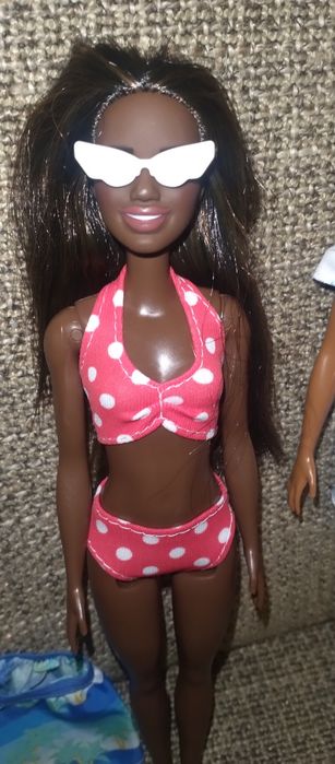 Barbie morena Mattel
