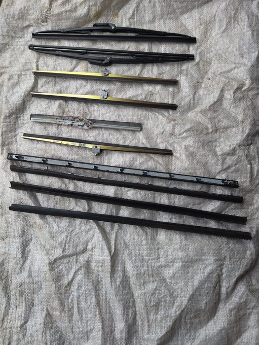 Шестерня и муфта КПП УАЗ на 2-х синхронну и прочее.