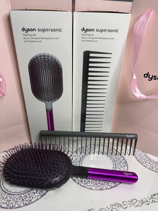 Розчіска/гребінець Dyson