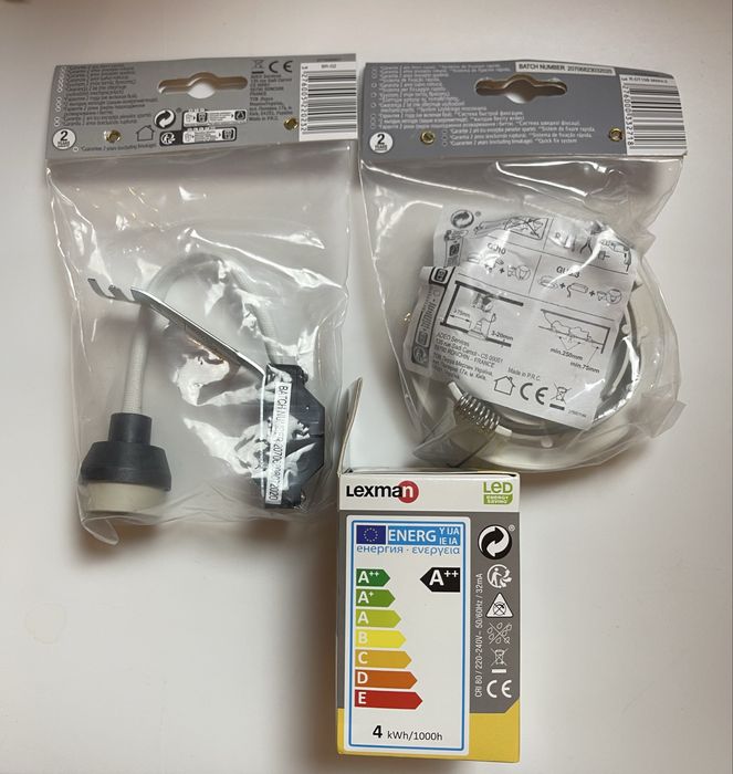 Vendo 8 aros de encastre com as lampadas