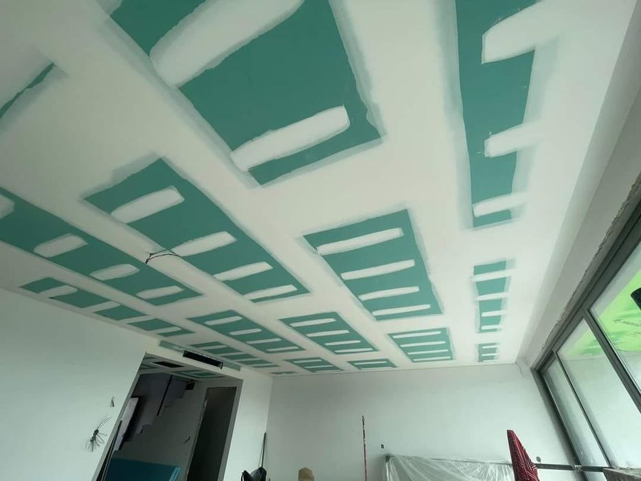 Tetos falsos e divisórias