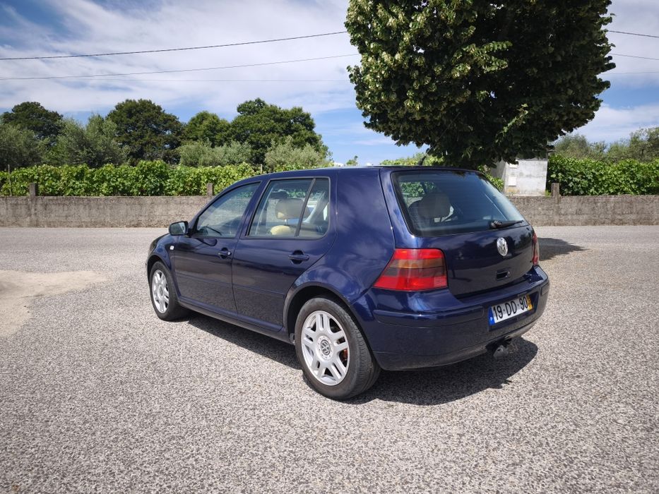 Volkswagen Golf IV 1.9 TDI (100cv) – Excelente Estado e Interiores em Pele