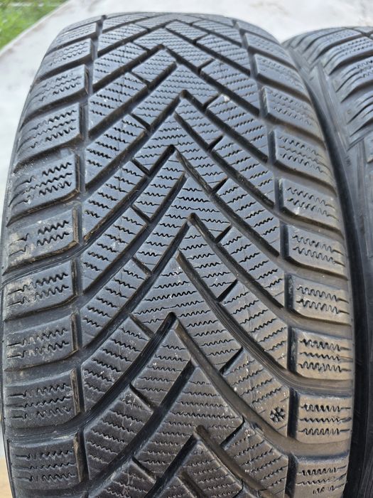 Шини зимові 215/60r16 Vredestein пара 2021й рік