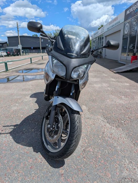 Мотоцикл Honda CBF600S MoToBaZa