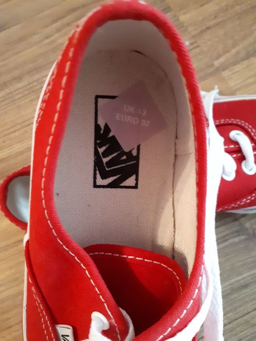 Nowe z metką VANS