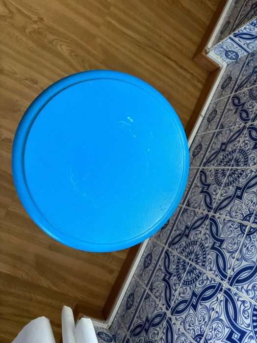 Mesa Pé de Galo Azul