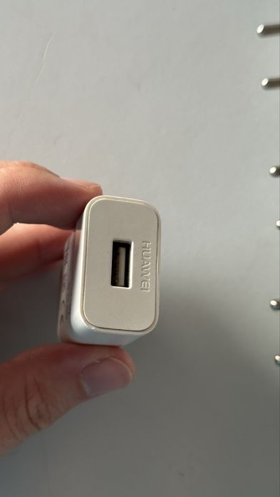 4 Carregadores USB-C + USB