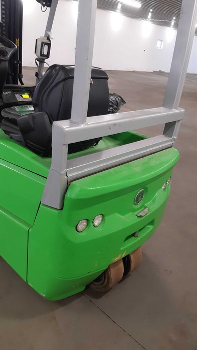 CESAB B320 Paleciak wózek elektryczny Toyota